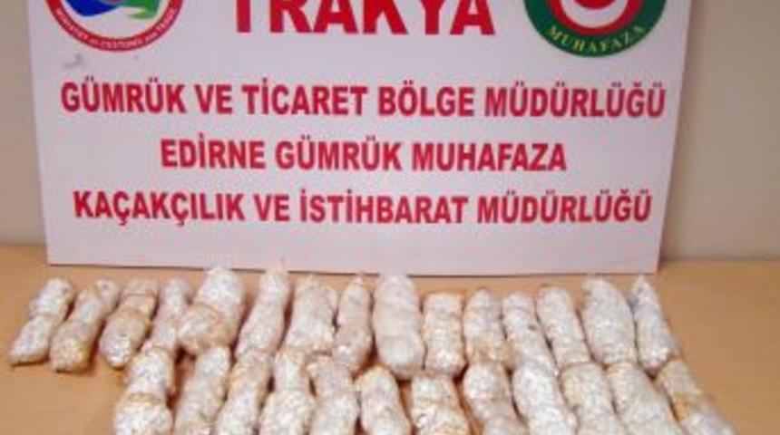 Yakıt Tankında 5 Bin 373 TL Değerinde Alerji Hapı Ele Ge&ccedil;irildi