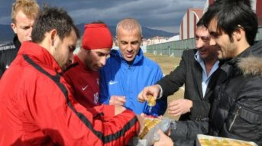 Bolu Basınından Boluspor&rsquo;a Tatlı İkramı
