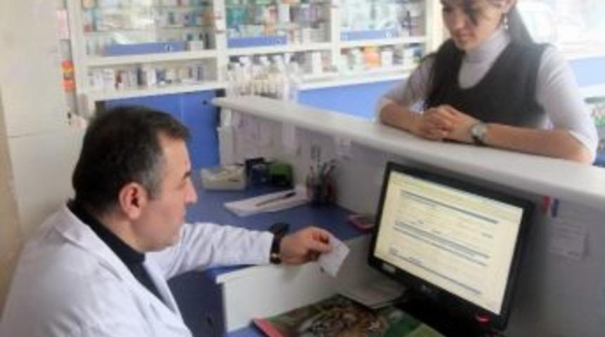 Eczacılar E-re&ccedil;eteden Memnun