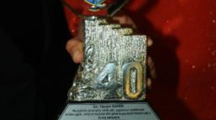 Sevim&ccedil;ok&rsquo;tan 40 Yılı Dolduran Şof&ouml;rlere Plaket