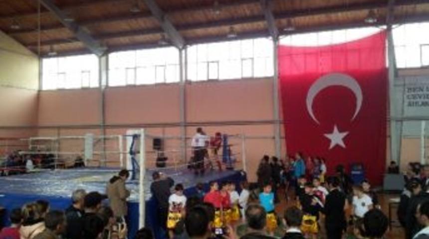 Muay Thai Ege B&ouml;lge Şampiyonası Sona Erdi