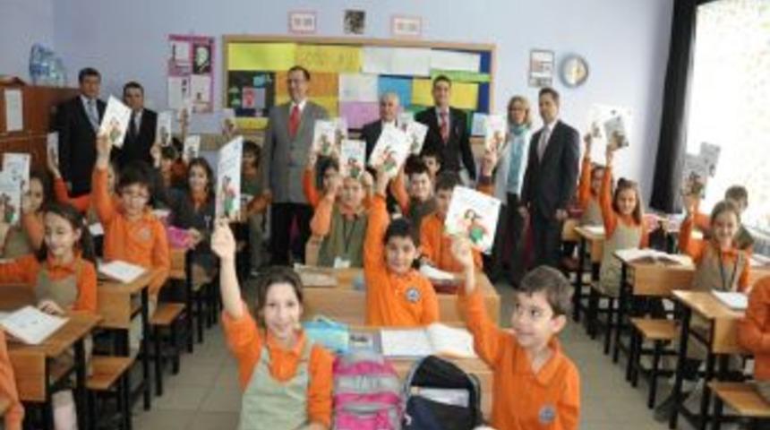 Kaymakamdan &Ouml;ğrencilere: Bol Bol S&uuml;t I&ccedil;in