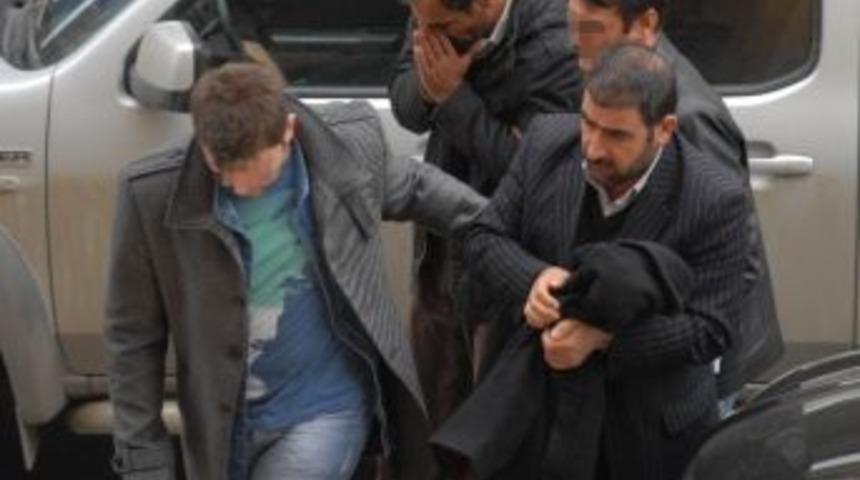 Eroinle Yakalanan 2 Kişi Tutuklandı