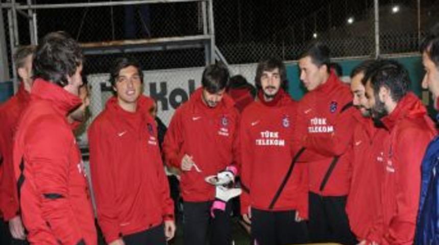 Trabzonspor, Abdullah Ve Oğulcan I&ccedil;in Doğum G&uuml;n&uuml; Kutlaması Yapıldı