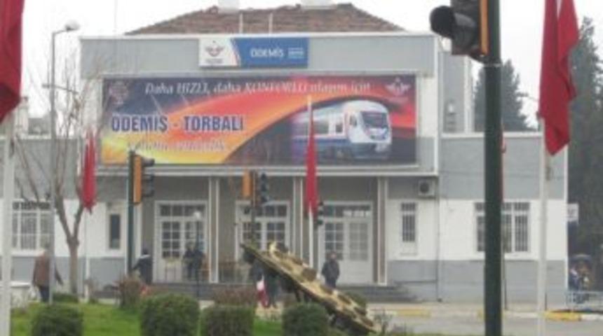 İki Bakan, Temel Atma T&ouml;reni İ&ccedil;in &Ouml;demiş&rsquo;e Gelecek