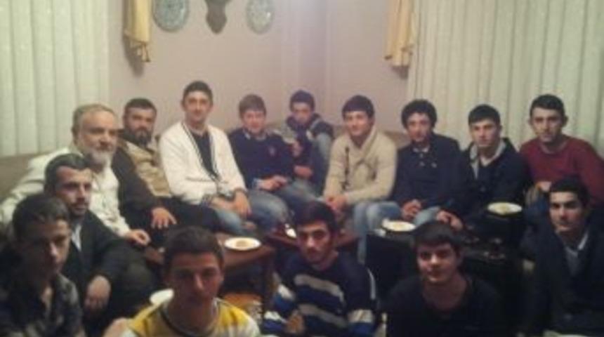 Saadetli Gen&ccedil;ler İşi Sıkı Tutuyor