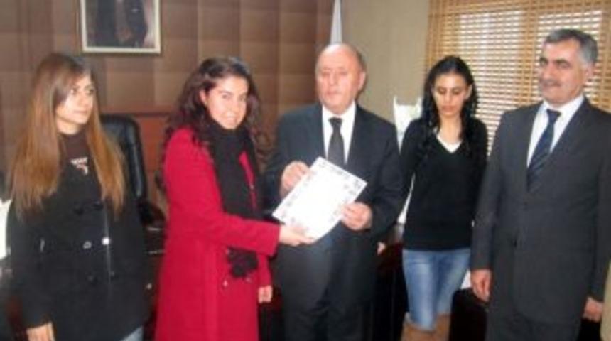 Van&rsquo;da Kurt-kur &Ouml;ğrencilerine &lsquo;kişisel Gelişim Akademisi&rdquo; Eğitimleri