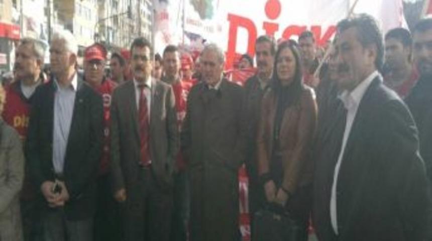 Chp&rsquo;li Vekillerden &Ccedil;erkezk&ouml;y Teşkilatı&rsquo;na Ziyaret