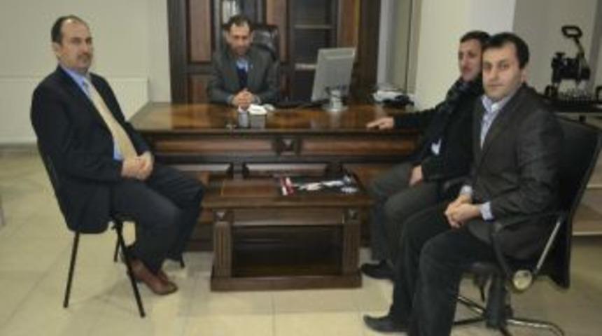 Kamu&rsquo;da Baş&ouml;rt&uuml;s&uuml; Yasağı Kalkmalı