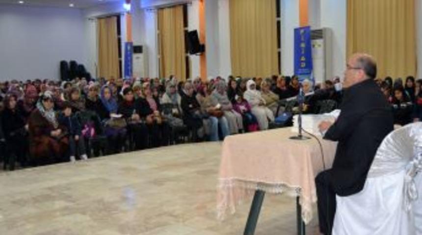 "Efendimizin Hayatı Her Meslek Grubuna &Ouml;rnek"