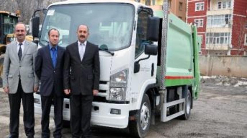 G&uuml;m&uuml;şhane Belediyesine Yeni &Ccedil;&ouml;p Aracı Hibe Edildi