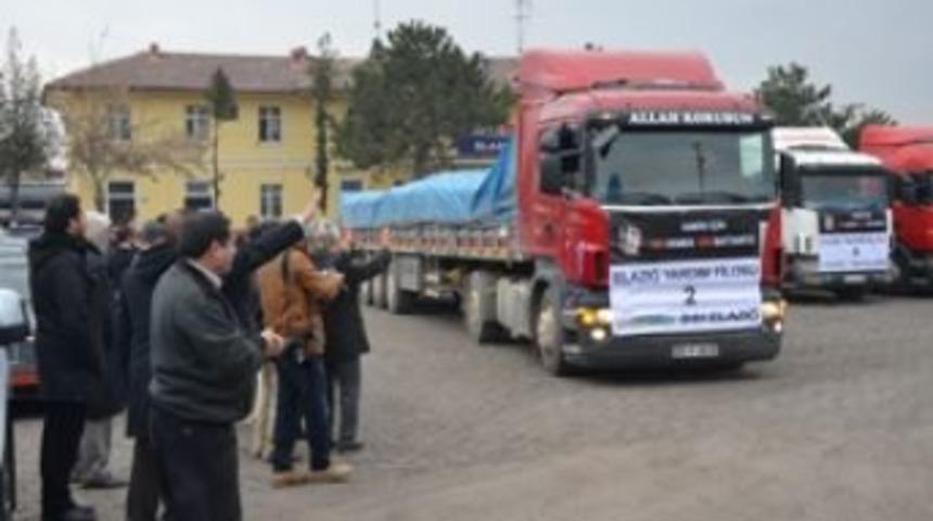 Suriye'ye yardımlar yola &ccedil;ıkarıldı