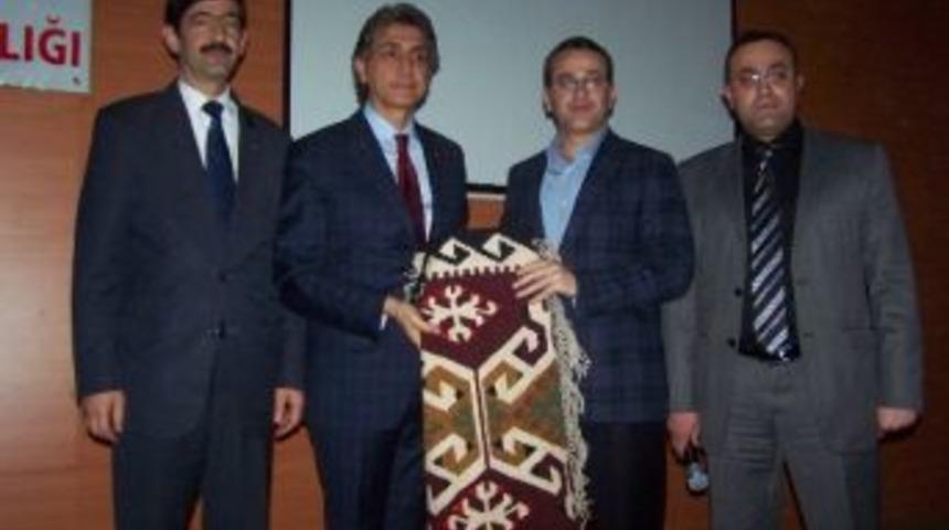 Fatih Belediye Başkanı Demir, Ak Parti Siyaset Akademisi&rsquo;nde Konuştu