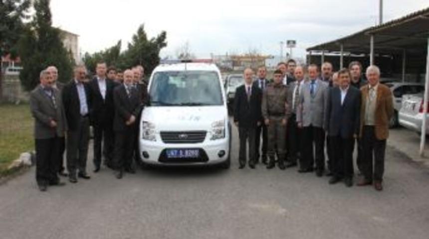 Polis Aracı Kurban Kesilerek Hizmete Girdi