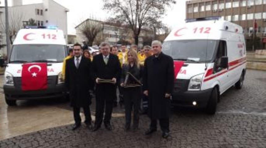 Uşak 112 Acil Sağlık Hizmetleri&rsquo;ne Iki Ambulans Bağışlandı