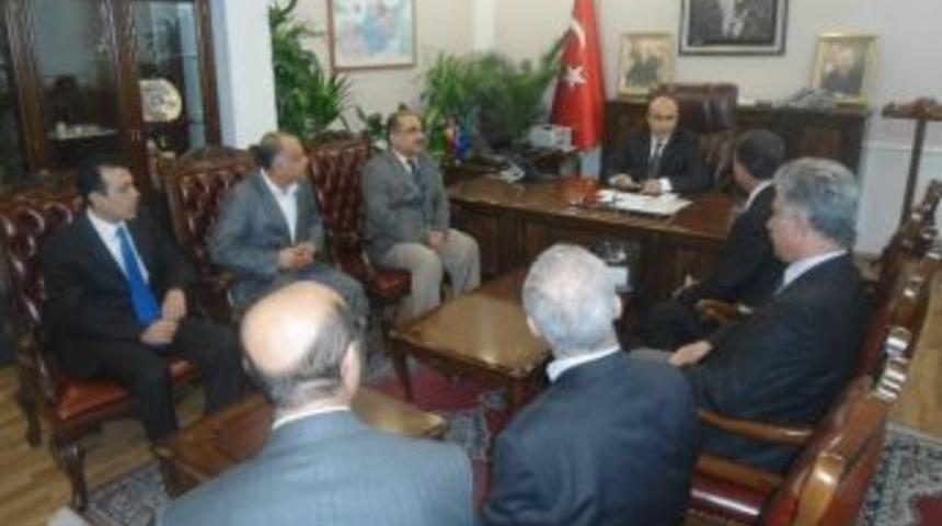 Samsatlılar Derneği Vali Demirtaş'ı Ziyaret Etti