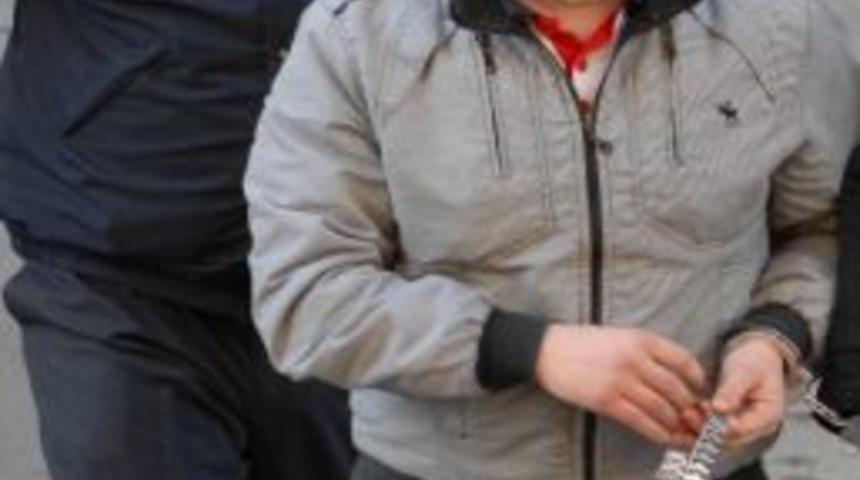 Kredi Kartı Hırsızlığı Zanlısı Yakalandı