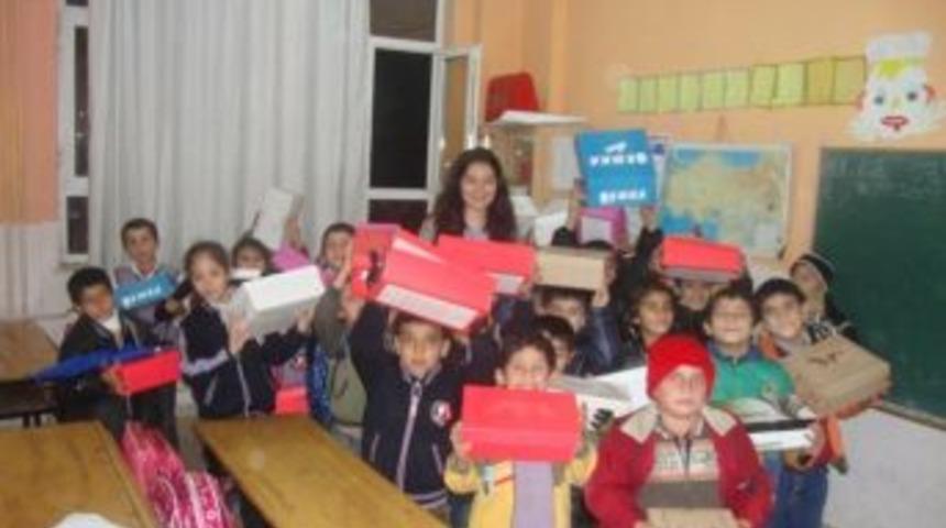 Uşak&rsquo;tan Batmanlı &Ouml;ğrencilere Yardım