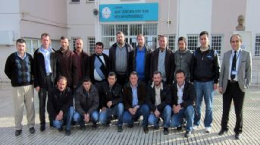 &Ccedil;orum'da Inşaat Ustalarına Yetki Belgesi Verildi