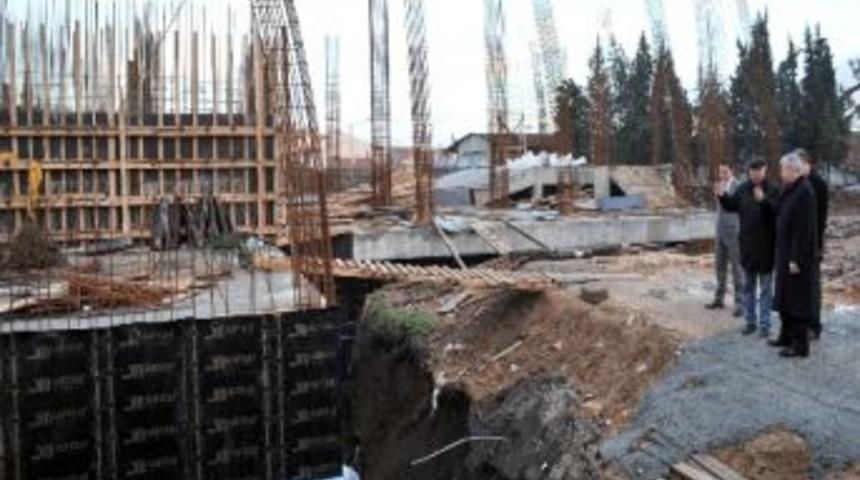 Vali Erden M&uuml;ze İnşaatını İnceledi