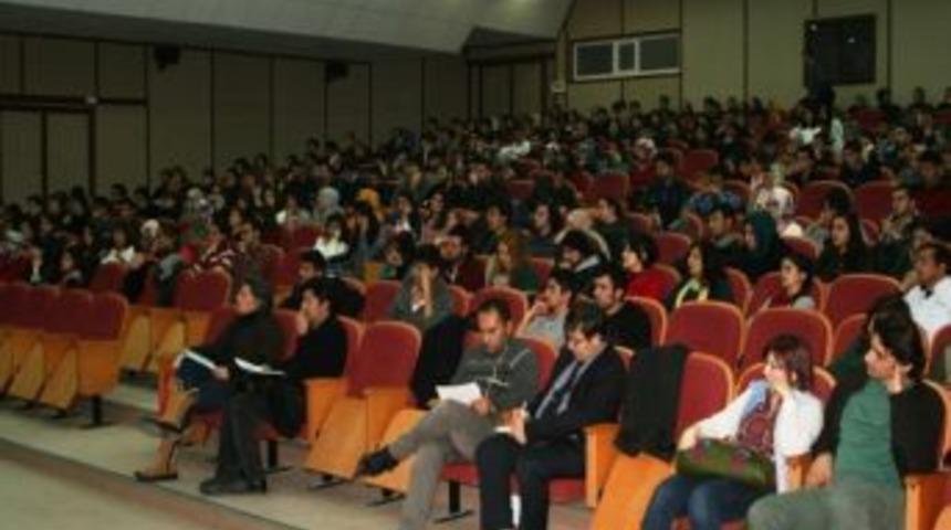 Yy&uuml;&rsquo;de, Fulbright Bursları Ve Amerika&rsquo;da Eğitim Bilgilendirme Toplantısı