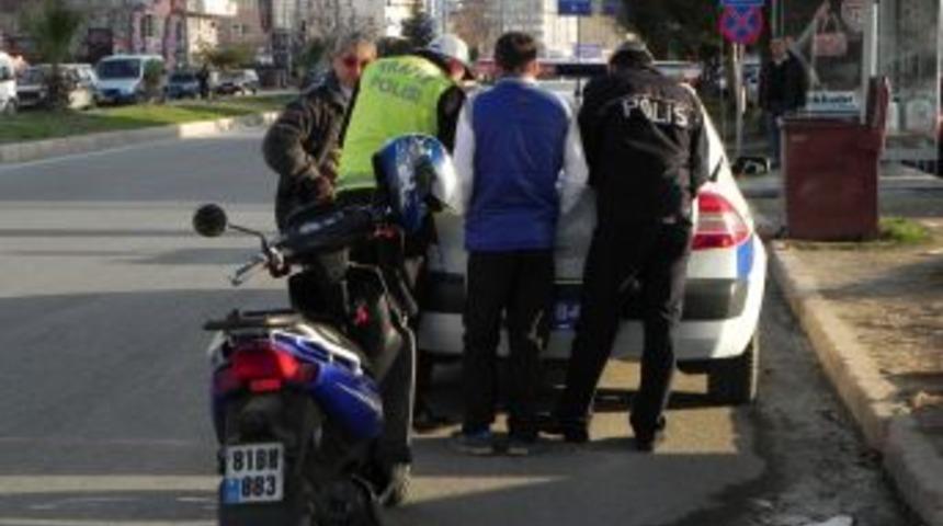 Kırmızı Işık Ihlaline Ceza Yazıldı, Ticari Taksiler Denetlendi