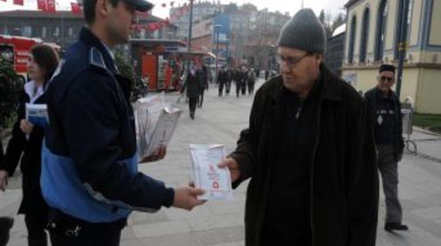 Balıkesir Belediyesi 6 Bin Adet Kandil Simidi Dağıttı