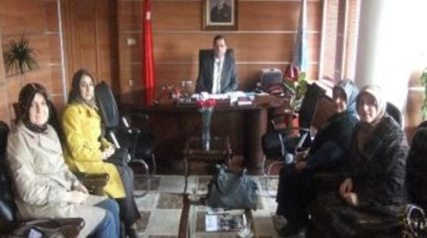 Kadın Meclisi İl M&uuml;ft&uuml;s&uuml; Mehmet Şahin&rsquo;i Ziyaret Etti