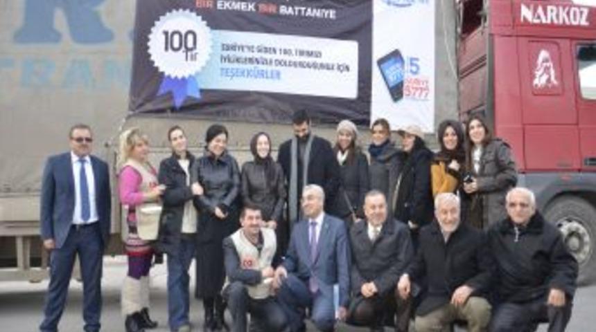 Kimse Yok Mu'nun 100'nc&uuml; TIR'ını Suriye'ye Sanat&ccedil;ılar Uğurladı