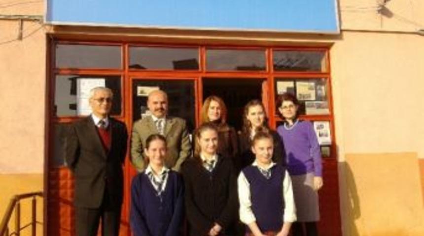 Cezzar Mustafa Ersin Ortaokulu Bu Kez De Yunanistan`da