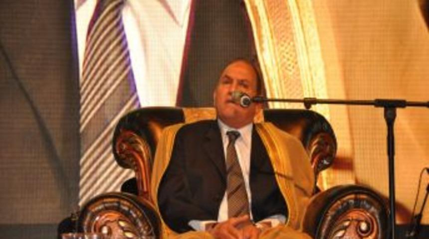 Arın&ccedil;: En G&uuml;nahkarlarımız Bile Hz. Muhammedi &Ccedil;ok Seviyor