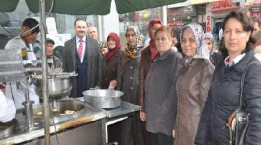 Soma Ak Parti'den Mevlid Kandili Hayrı