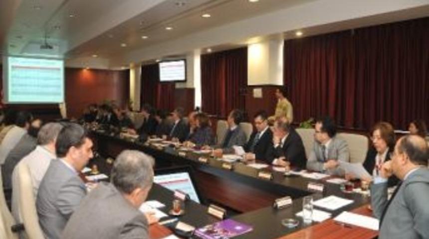 Ad&uuml; 2012&rsquo;yi Değerlendirdi