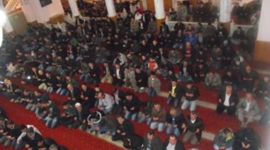 Kulu&rsquo;da Mevlit Kandilinde Camiler Doldu