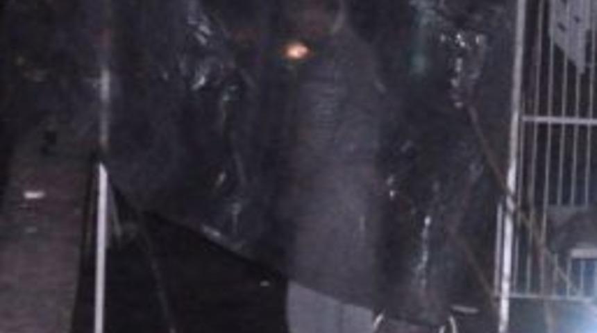 &Ccedil;ardakta Kendini Asarak İntihar Etti