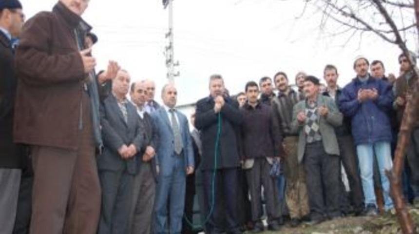 G&ouml;rdes Sanayi Camisi'nin Temeli Atıldı