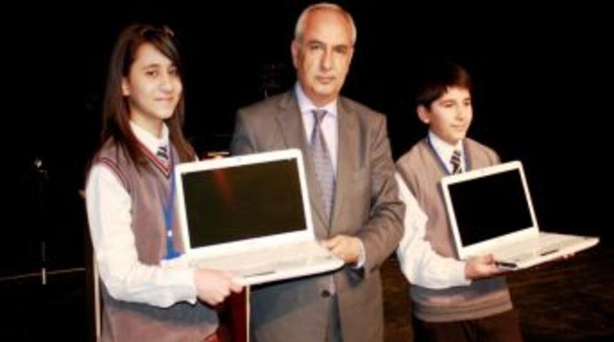 Öğrenciler Sağlıkta Yarışarak Bilgisayar Kazandı