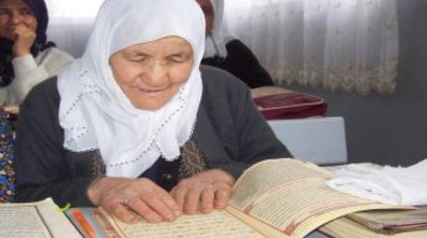 81 Yaşında Kur&rsquo;an-ı Kerim &Ouml;ğrendi