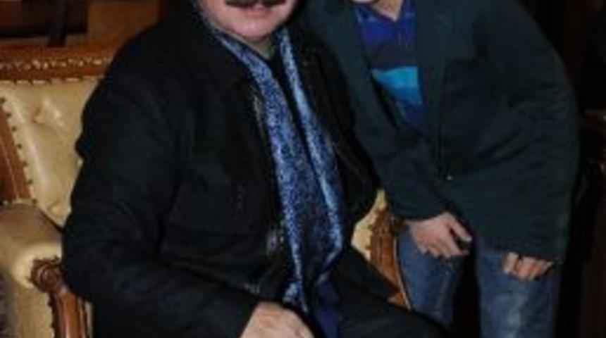 Orhan Gencebay&rsquo;dan Yazıcı&rsquo;ya S&uuml;rpriz Ziyaret