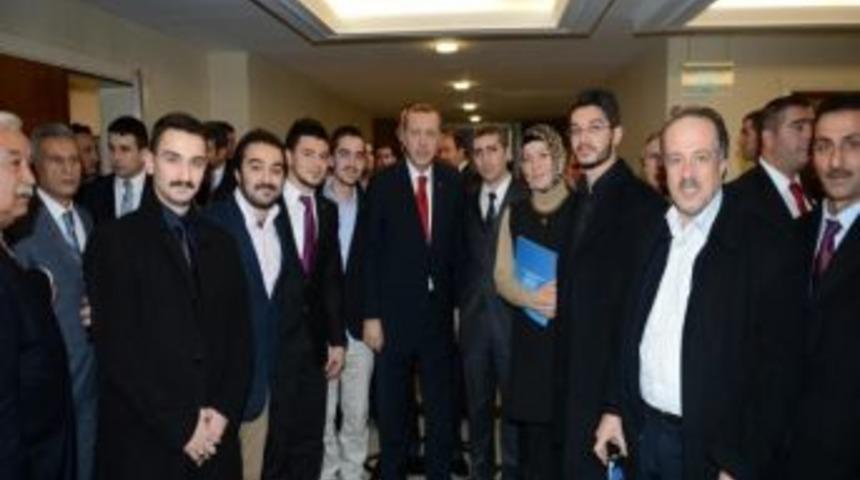 Ak Gen&ccedil;lik&rsquo;ten Başbakan&rsquo;a Ziyaret