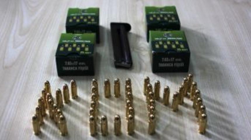 &Ouml;rg&uuml;te Silah Ve M&uuml;himmat Sağlayan 4 Kişi Tutuklandı