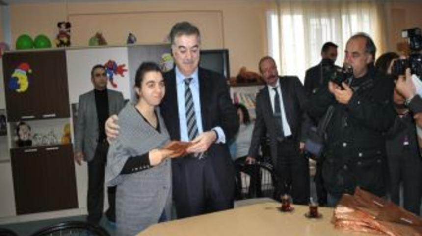 Aydın Valisi Kerem Al Kuşadası'nda