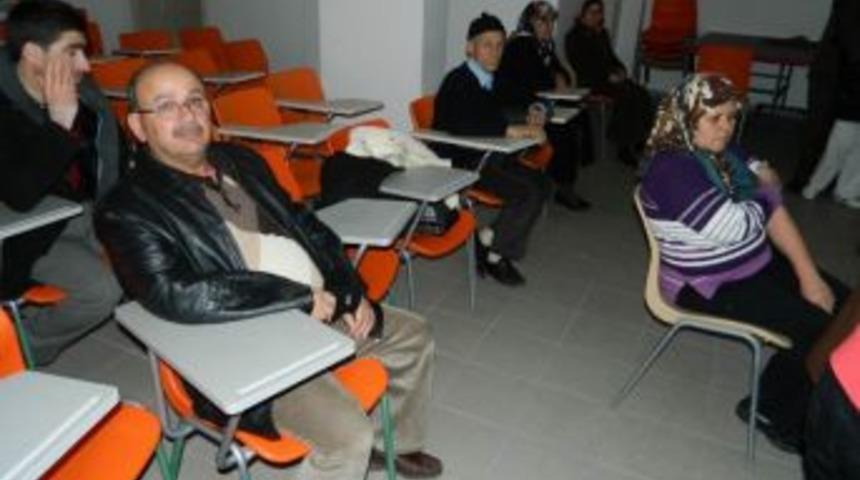 Umreye Gidecek Vatandaşlara Aşı Yapıldı