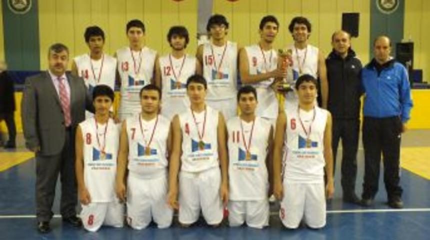 Murat Koleji’nin Dev Adamları Türkiye Yarı Finaline Yükseldi