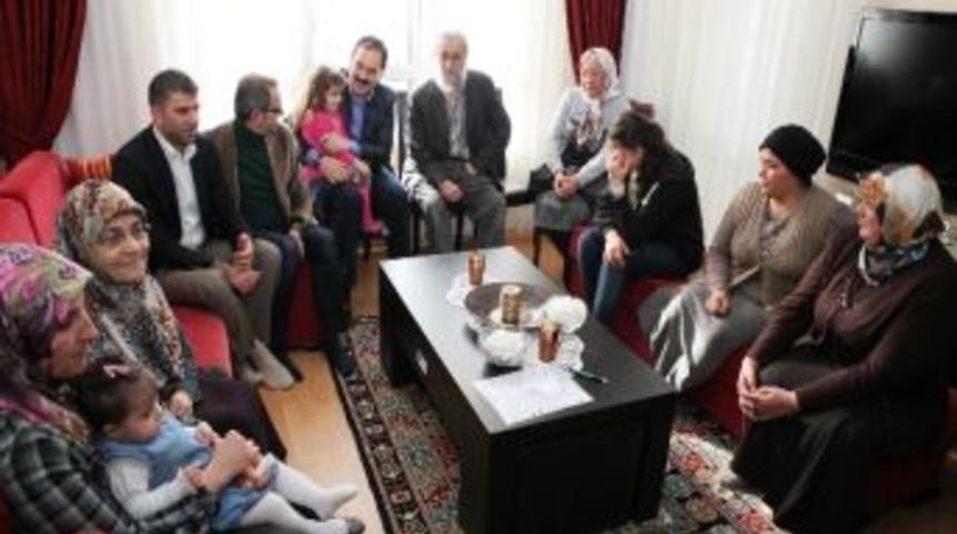 Başkan Ayaz Ev Toplantılarını S&uuml;rd&uuml;r&uuml;yor