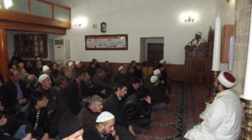 Mevlit Kandili&rsquo; Nde Malkara&rsquo;da Camiler Doldu