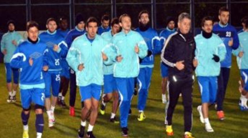 Adana Demirspor'da &Ccedil;aykur Rizespor Ma&ccedil;ı Hazırlıkları S&uuml;r&uuml;yor