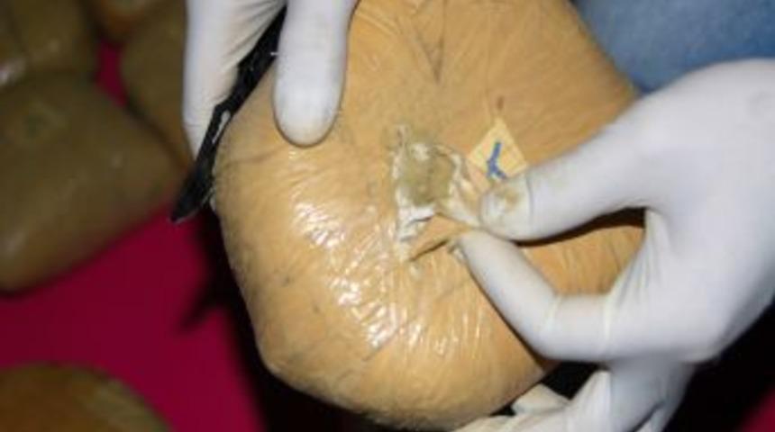 Uzman &Ccedil;avuşun &lsquo;uyuşturucu Kuryeliği&rsquo; Karakolda Bitti