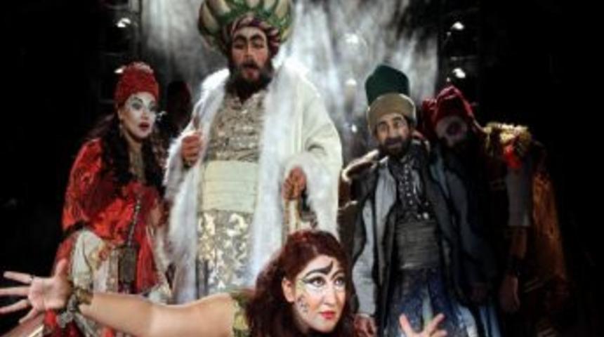 &lsquo;istanbul Efendisi&rsquo;ni Karadeniz&rsquo;de 3 Bin Kişi İzledi