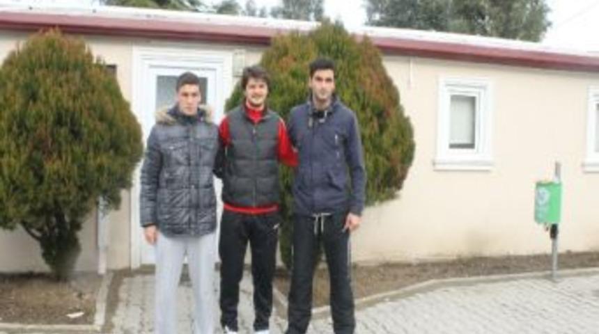 Altınova Transfer Bombalarını Patlattı